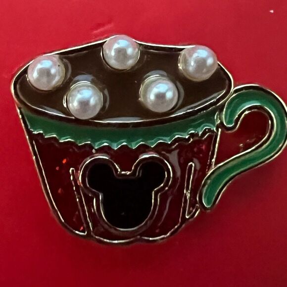 Disney x BaubleBar Christmas Set of 3 Stud Earrings - Picture 4 of 7